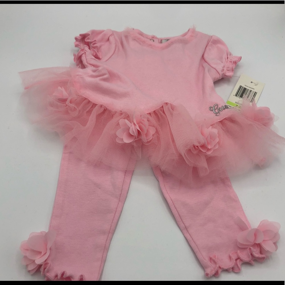 Newborn Girls Guess Two Piece Outfit. 3-6 Months